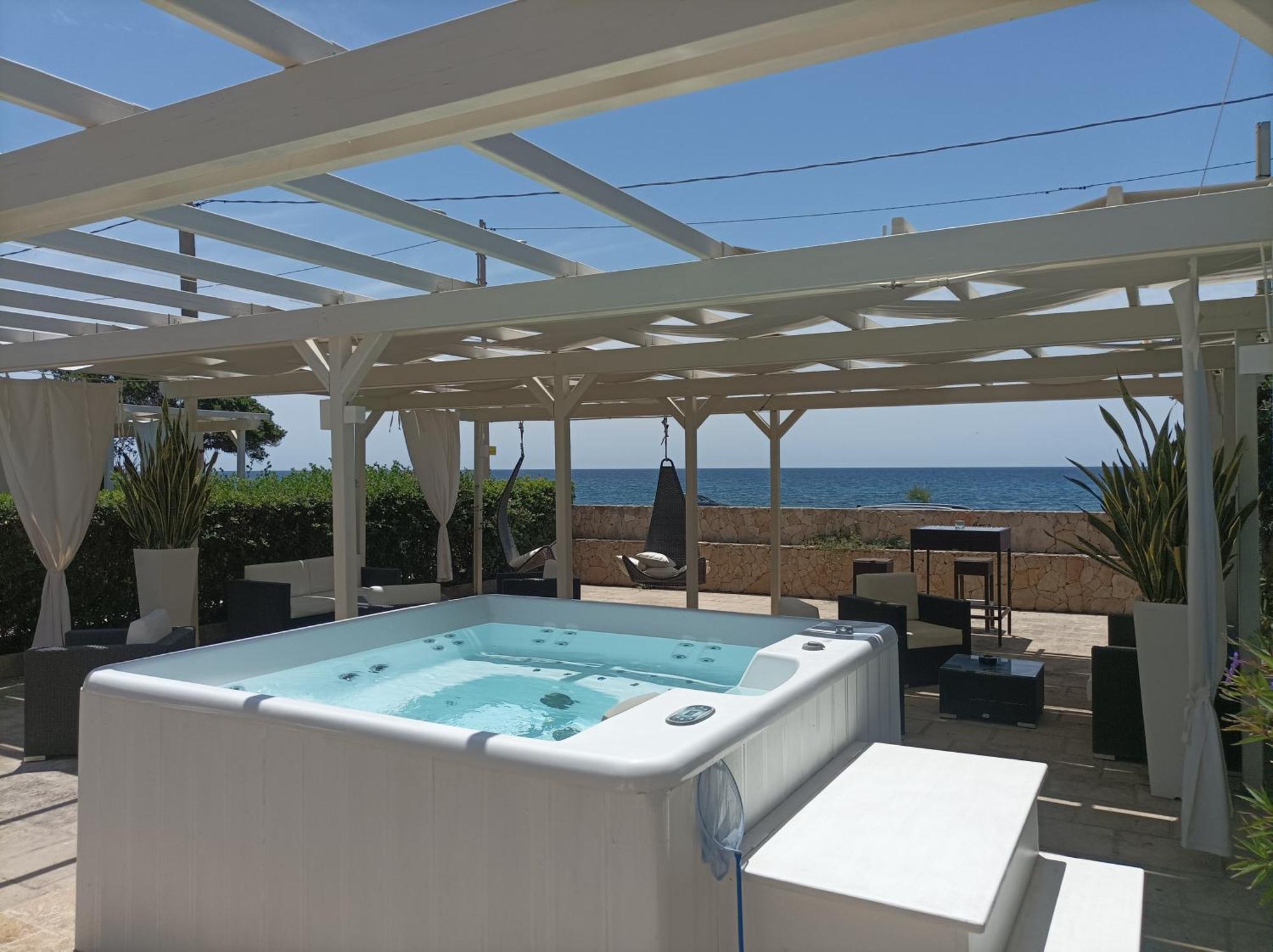 La Giara Resort Торре-Сан-Джованни-Удженто Экстерьер фото